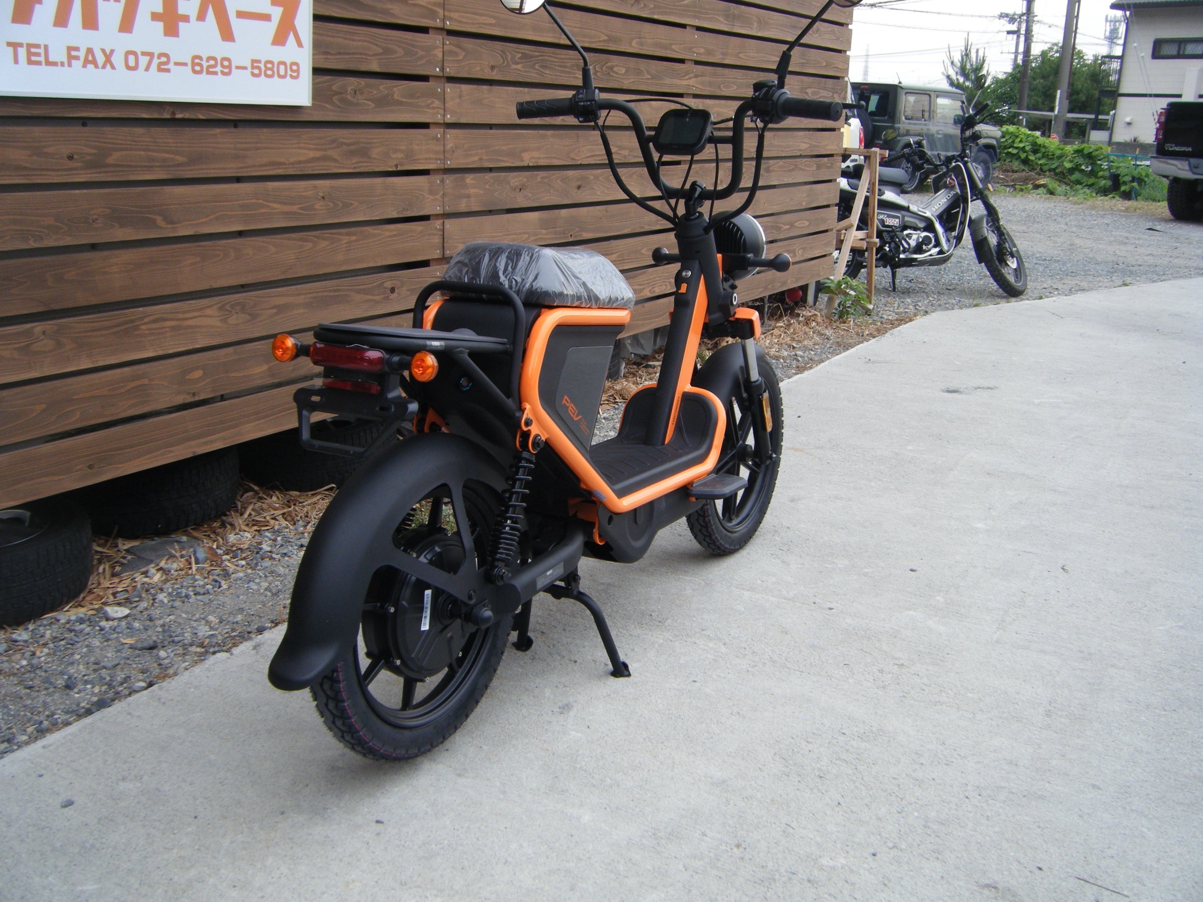 高槻市のバイクショップならTAKATSUKI BASE